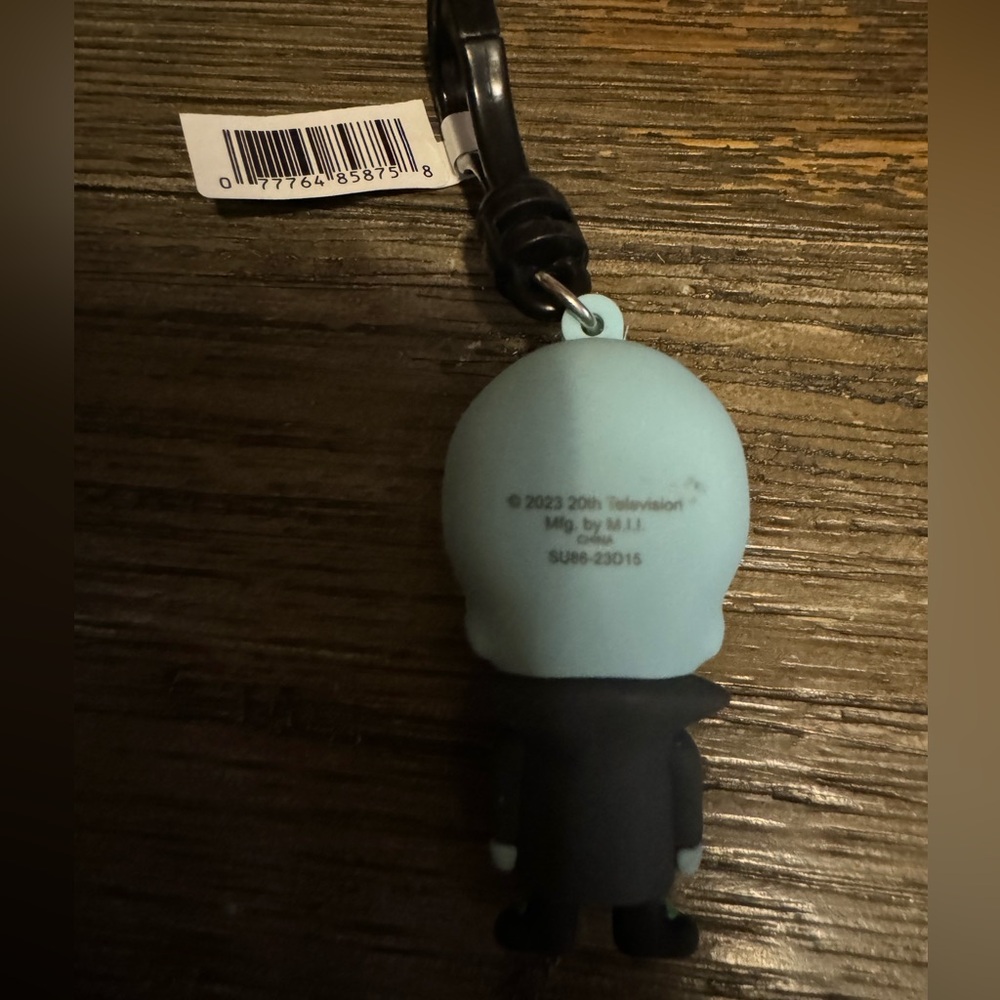 Solar Opposites Keychain - Picture 2 of 2